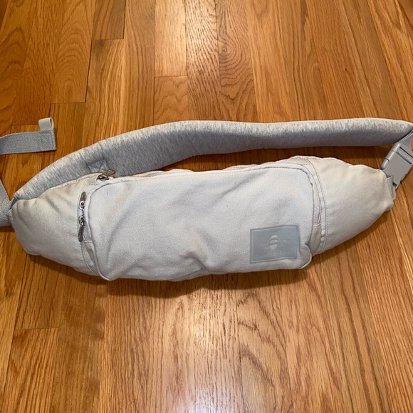 nurse sling humble bee